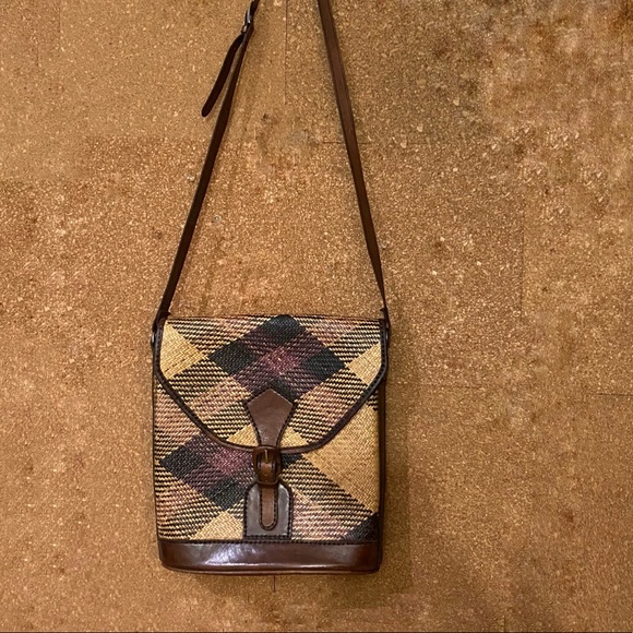 70s Vintage Basket Weaved & Leather Trim Handbag - Picture 3 of 9